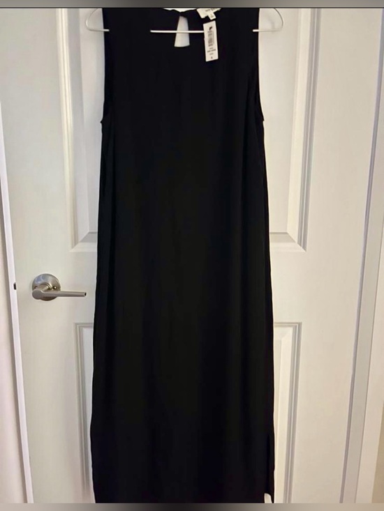 Wilfred Dresses & Skirts - New Wilfred Black Sleeveless Maxi Dress